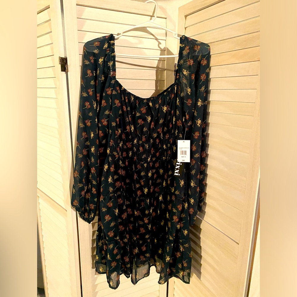 Trixxi Green Floral dress size 15 NEW